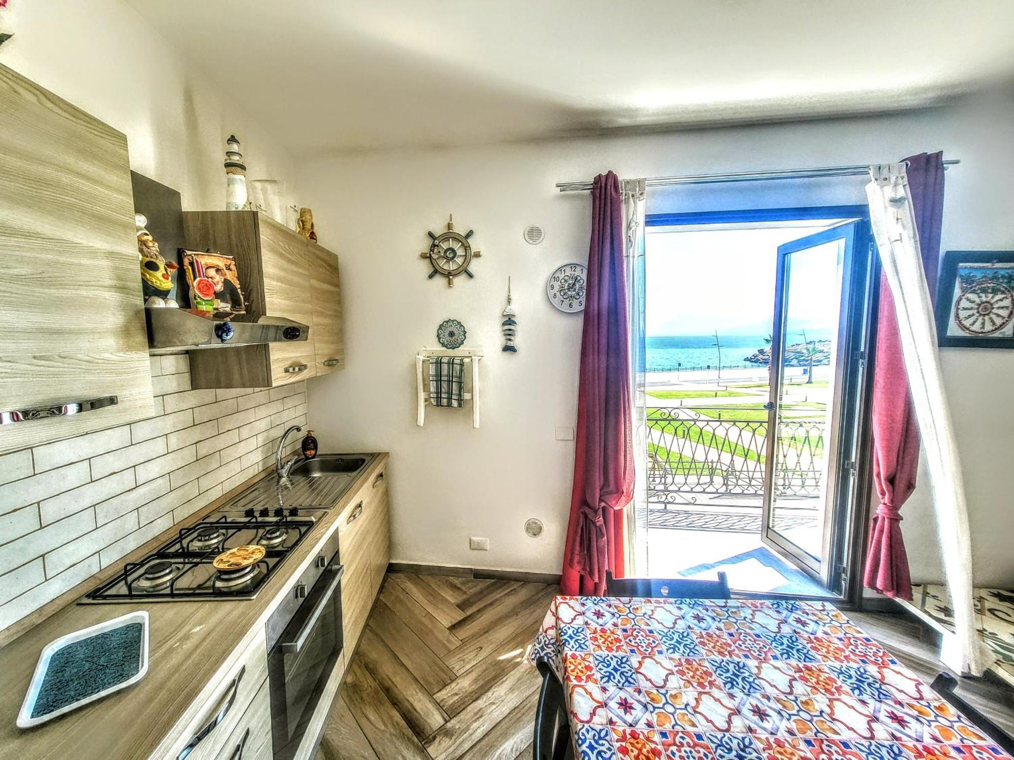 Appartamento Seafront House Gabbiano Azzurro Santa Flavia Esterno foto
